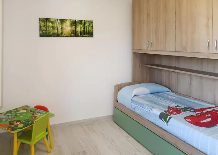 A Ca' Gialla - Aeg100 By Interhome *