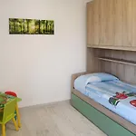 A Ca' Gialla - Aeg100 By Interhome *