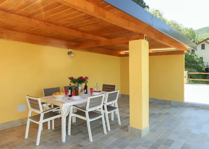A Ca' Gialla - Aeg100 By Interhome * Villanova d'Albenga