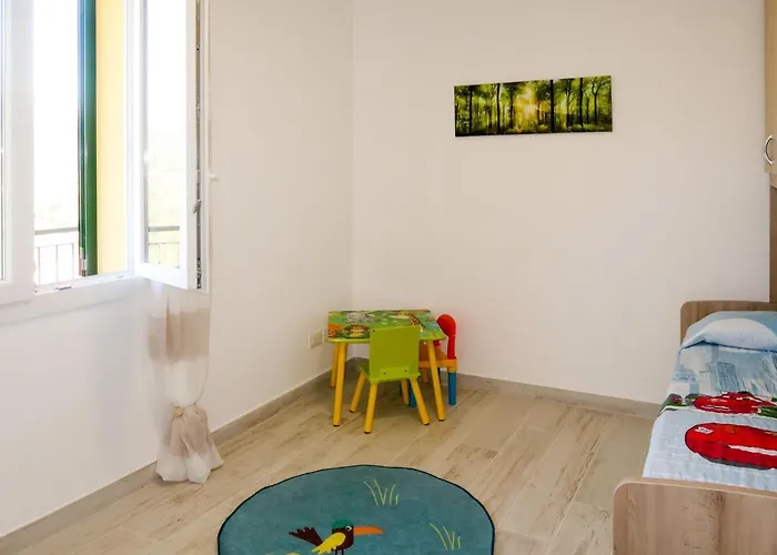 A Ca' Gialla - Aeg100 By Interhome